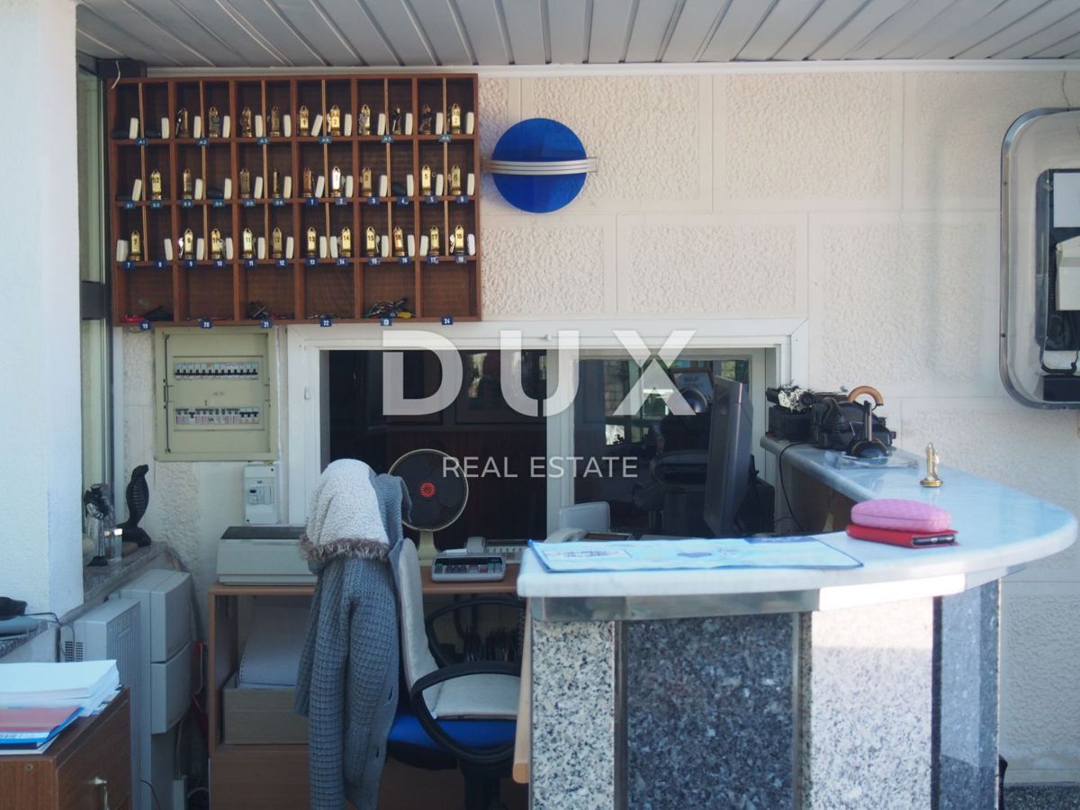 ISOLA DI PAG, PAG - Ampio hotel con accesso alla spiaggia