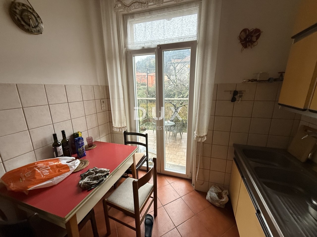 ISTRIA, LABIN - Appartamento al piano terra con taverna e giardino