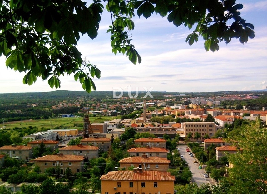 ISTRIA, LABIN - Appartamento al piano terra con taverna e giardino