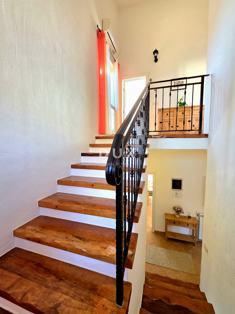 Casa Svetvinčenat, 185m2