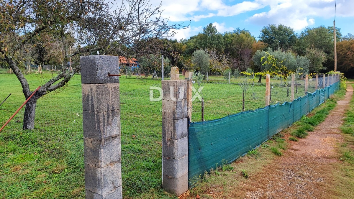 ISTRIA, VALTURA - Terreno agricolo di 1500m2 al confine con l'urbanizzazione!