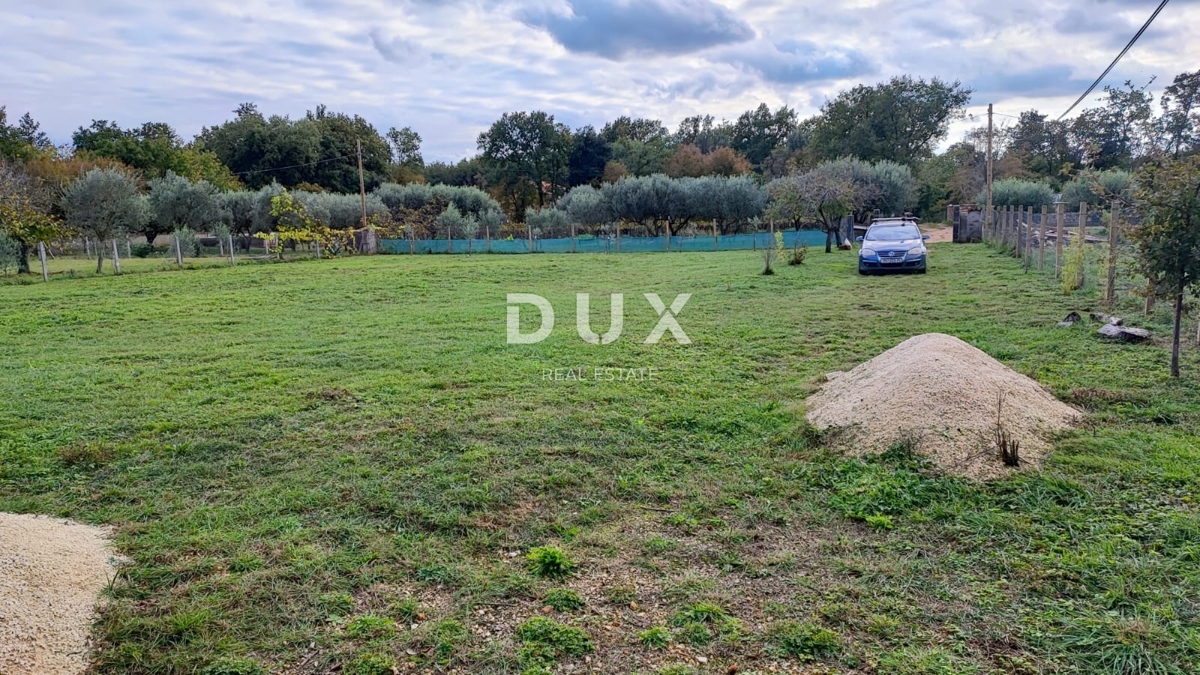 ISTRIA, VALTURA - Terreno agricolo di 1500m2 al confine con l'urbanizzazione!