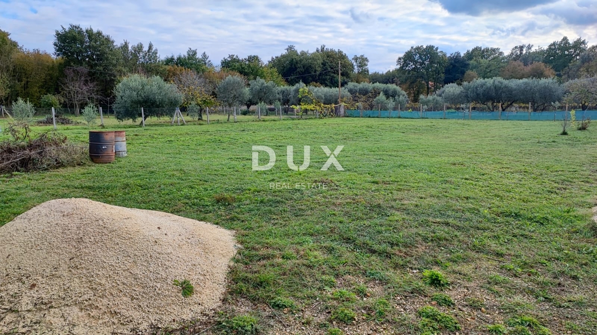 ISTRIA, VALTURA - Terreno agricolo di 1500m2 al confine con l'urbanizzazione!