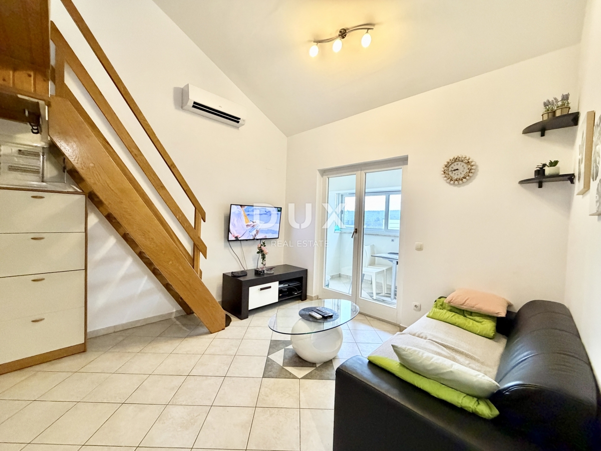 ISTRIA, UMAGO - NUOVO - 2BR+LR, 300 metri dal mare