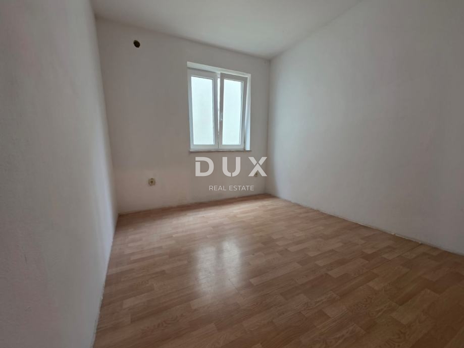 ISTRIA, POLA - 2 CAMERE+SALONE con terrazza