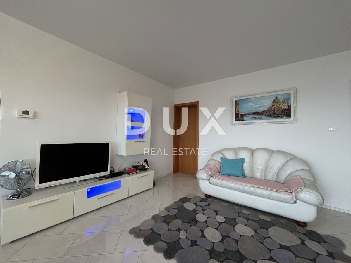 LOVRAN, DOBREĆ - Paradiso panoramico sopra il Quarnero - un appartamento che vi toglierà il fiato