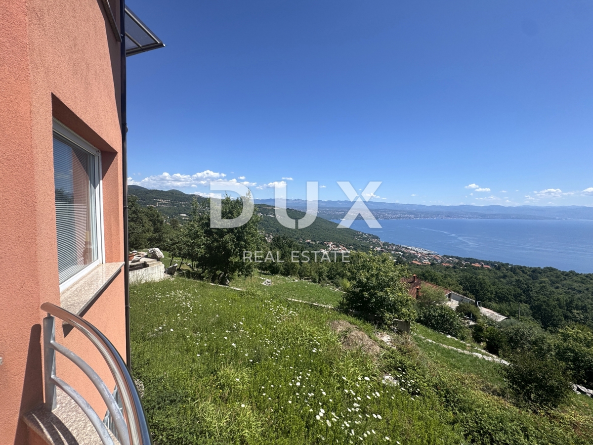 LOVRAN, DOBREĆ - Paradiso panoramico sopra il Quarnero - un appartamento che vi toglierà il fiato