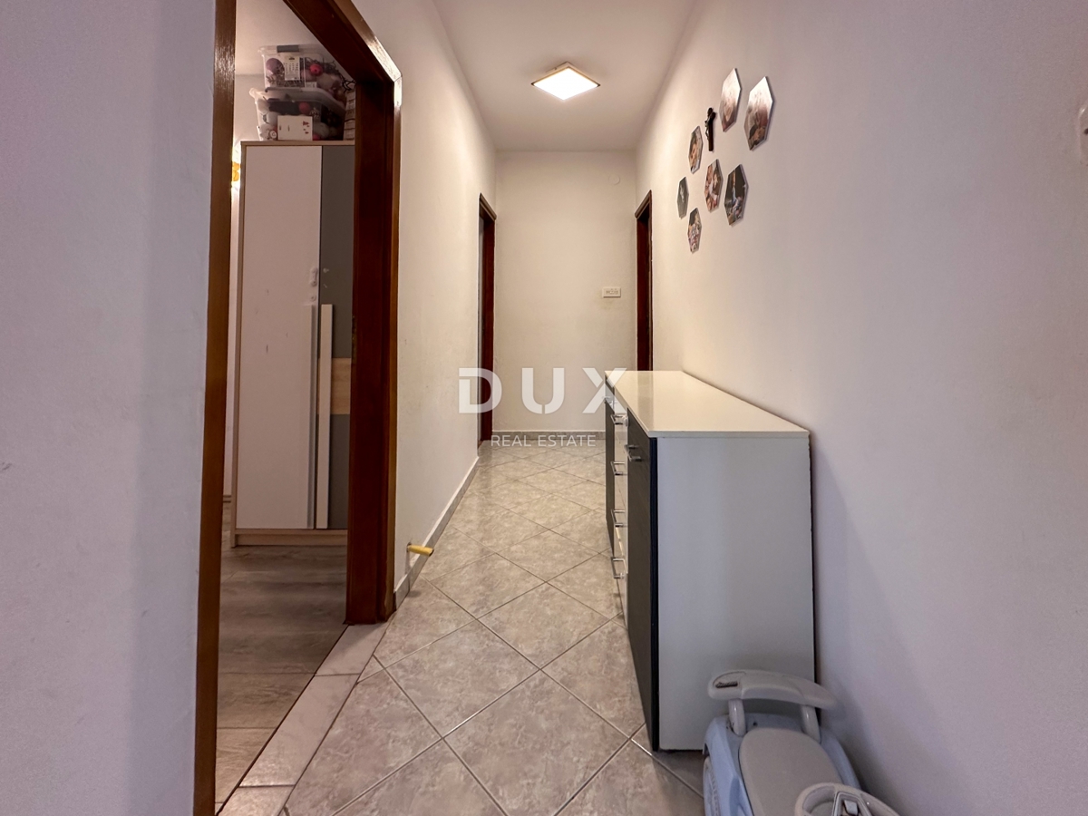 RIJEKA, KUKULJANOVO - 3 camere da letto arredate + soggiorno al piano terra con giardino di 356 m2