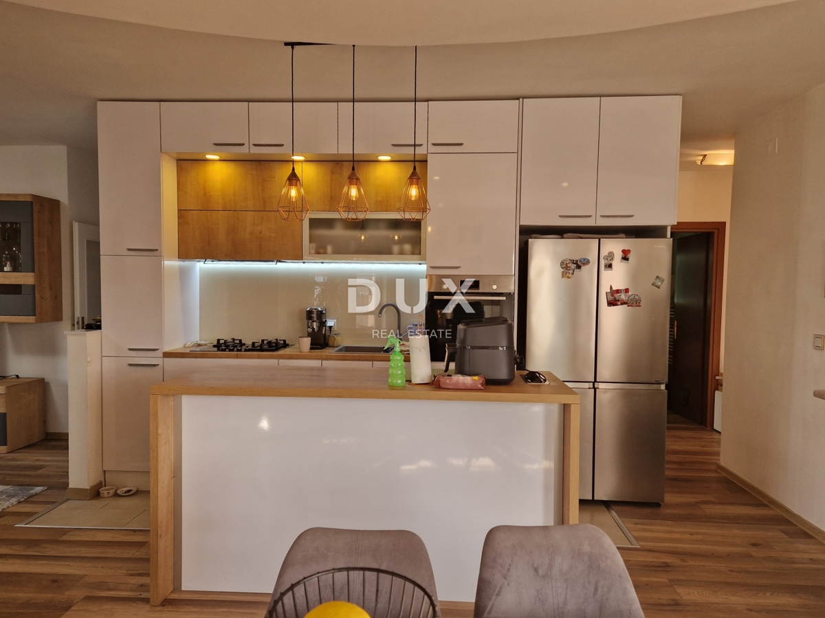 ZAGABRIA, LANIŠTE – Spazioso appartamento familiare con quattro camere da letto e due balconi