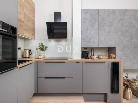 OPATIJA, CENTRO - Appartamento ristrutturato di recente con 2 camere da letto + soggiorno e giardino, OCCASIONE!