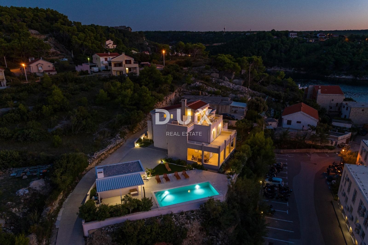 ZADAR, NOVIGRAD - Villa di lusso con vista panoramica sul mare