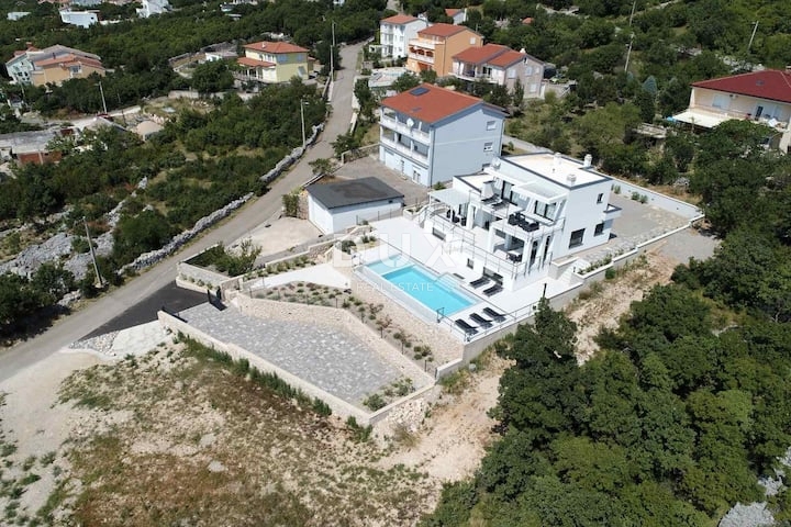 CRIKVNICA, ŠMRIKA - Villa di lusso con piscina e splendida vista sul mare