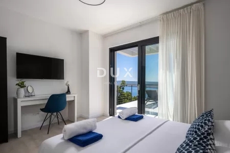 CRIKVNICA, ŠMRIKA - Villa di lusso con piscina e splendida vista sul mare