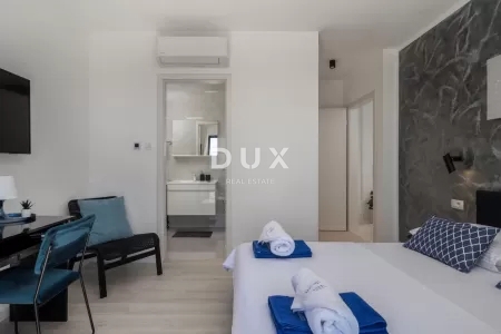 CRIKVNICA, ŠMRIKA - Villa di lusso con piscina e splendida vista sul mare