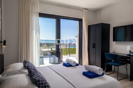 CRIKVNICA, ŠMRIKA - Villa di lusso con piscina e splendida vista sul mare