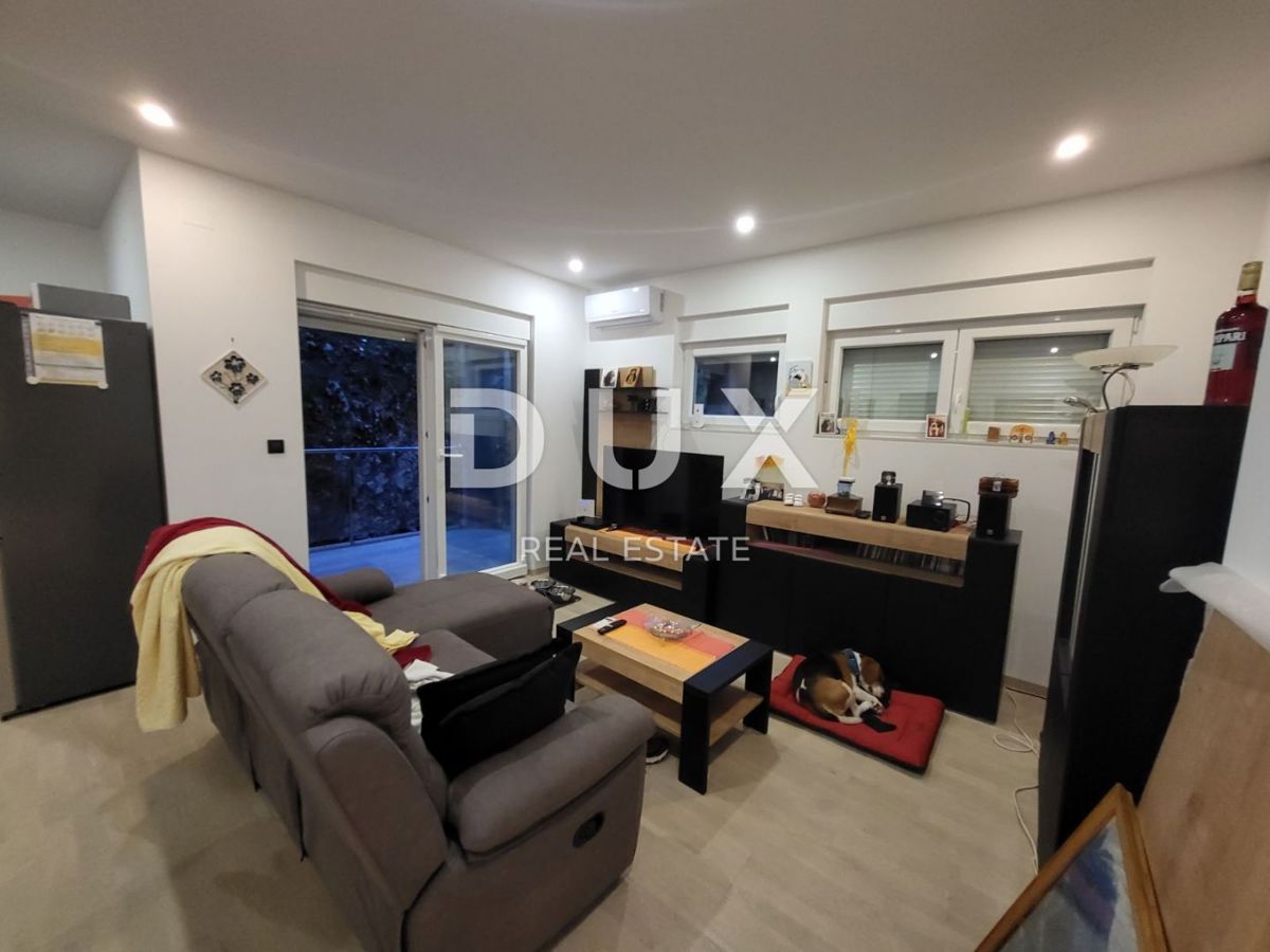 CRIKVENICA - 3 camere + bagno con doppi servizi in nuova costruzione con posto auto