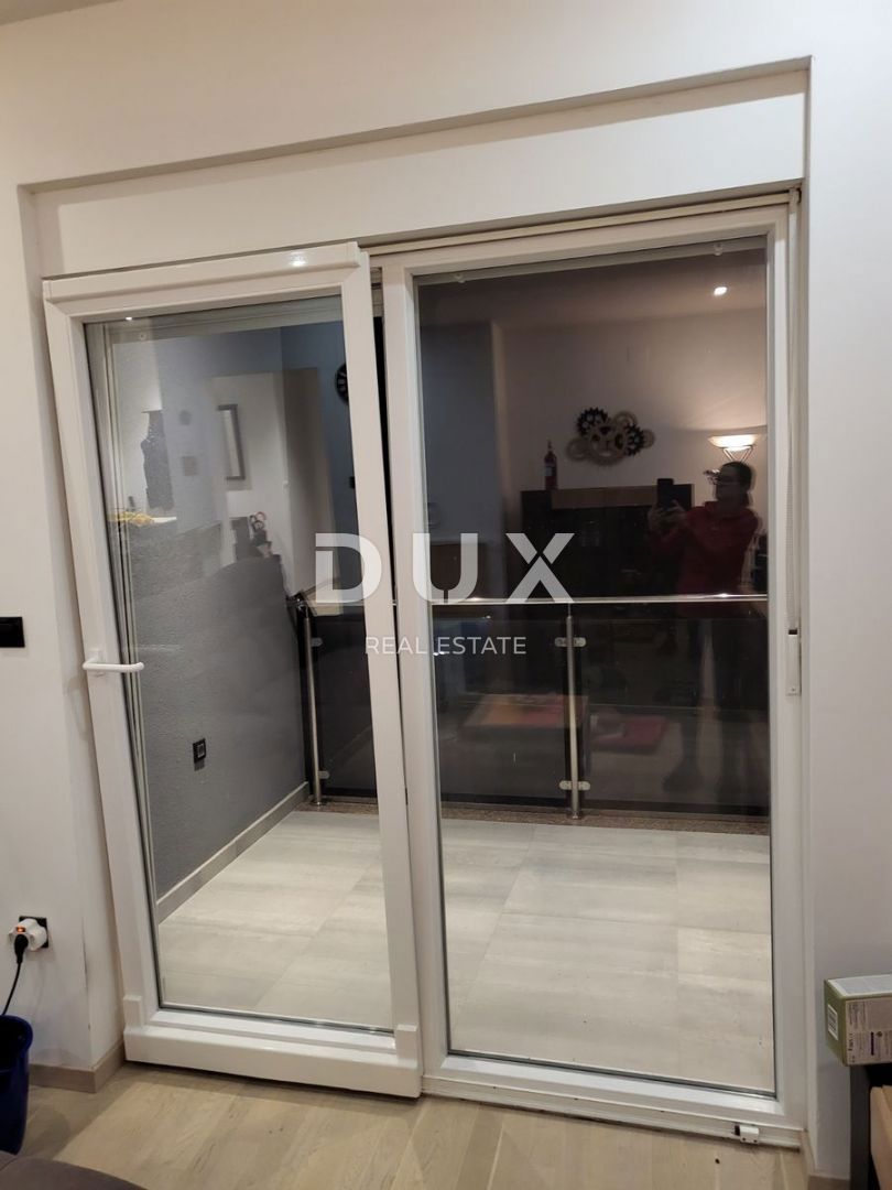 CRIKVENICA - 3 camere + bagno con doppi servizi in nuova costruzione con posto auto