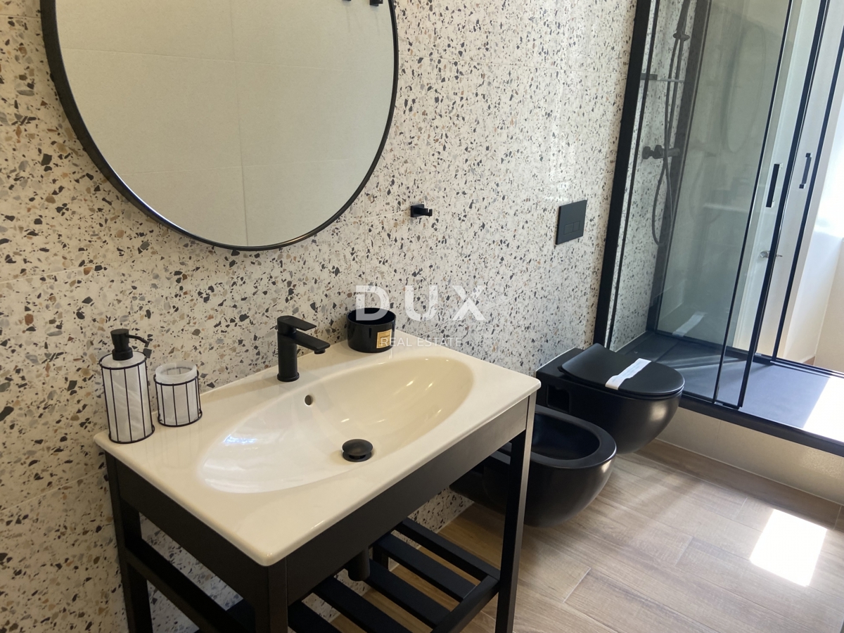 RIJEKA, CENTRO - appartamento con due camere da letto