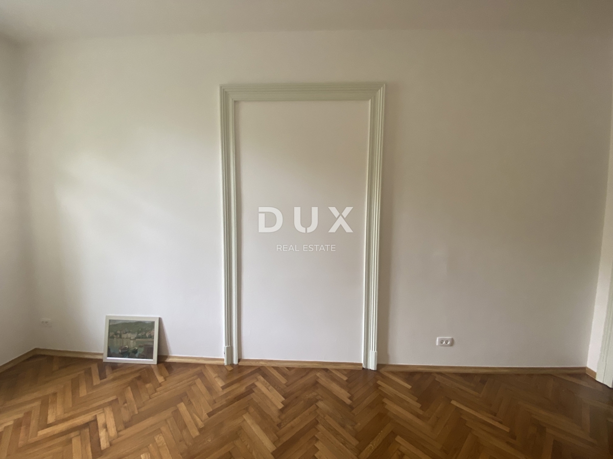 RIJEKA, CENTRO - appartamento con due camere da letto