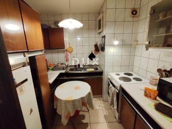 ISTRIA, ROVINJ - Appartamento con 2 camere da letto + soggiorno