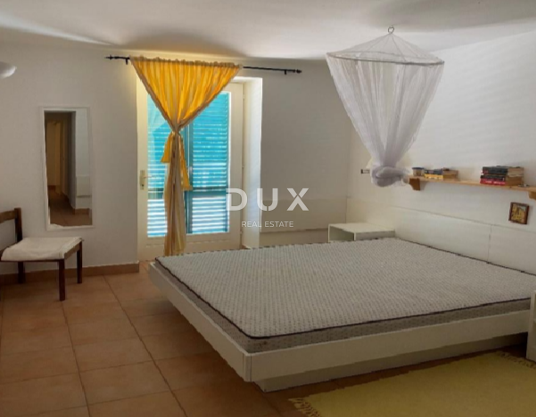 ZONA DI SENJ – Residenza esclusiva in prima linea sul mare