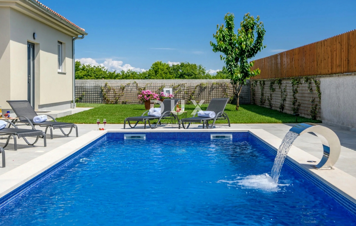 ISTRIA, MARČANA - Casa con piscina