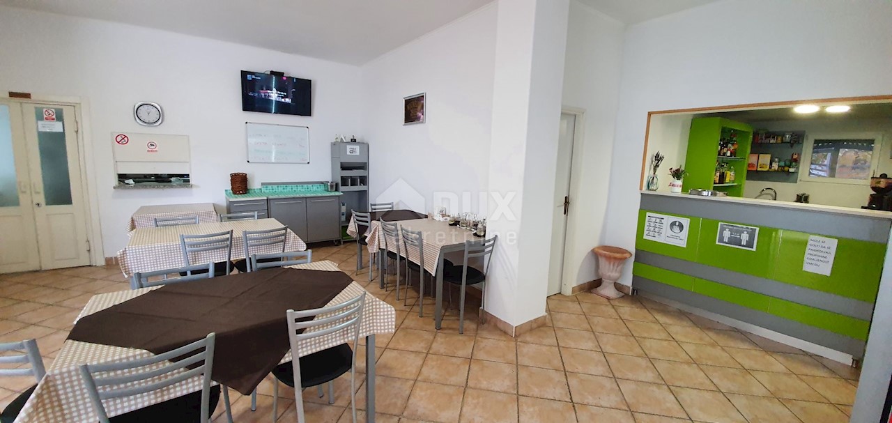 Locale commerciale Potpićan, Kršan, 148,65m2