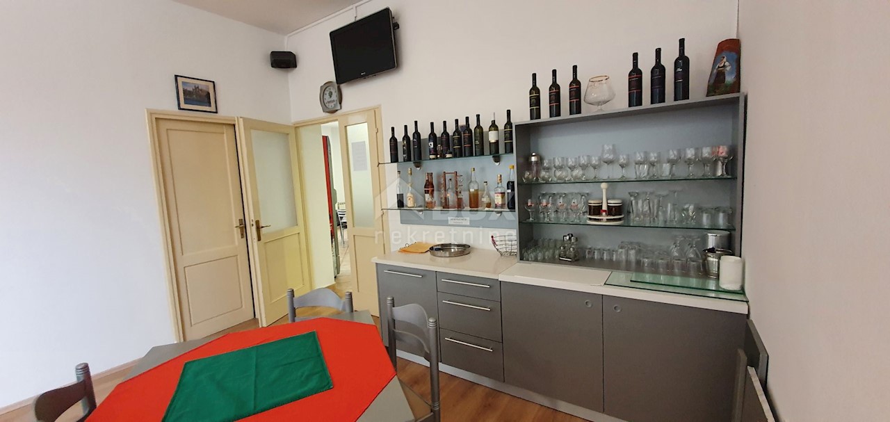 Locale commerciale Potpićan, Kršan, 148,65m2