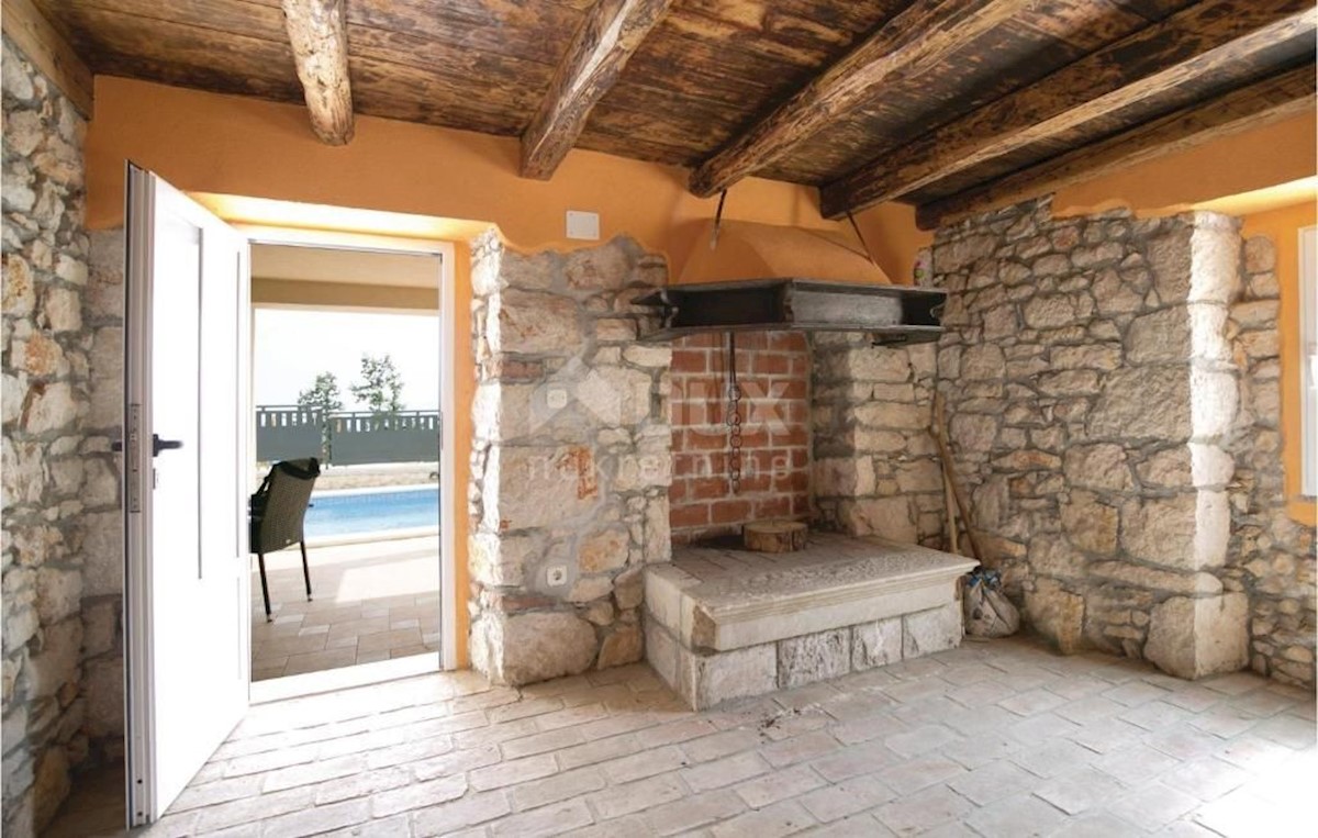 ISTRIA, RABAC - Casa con piscina e vista mare