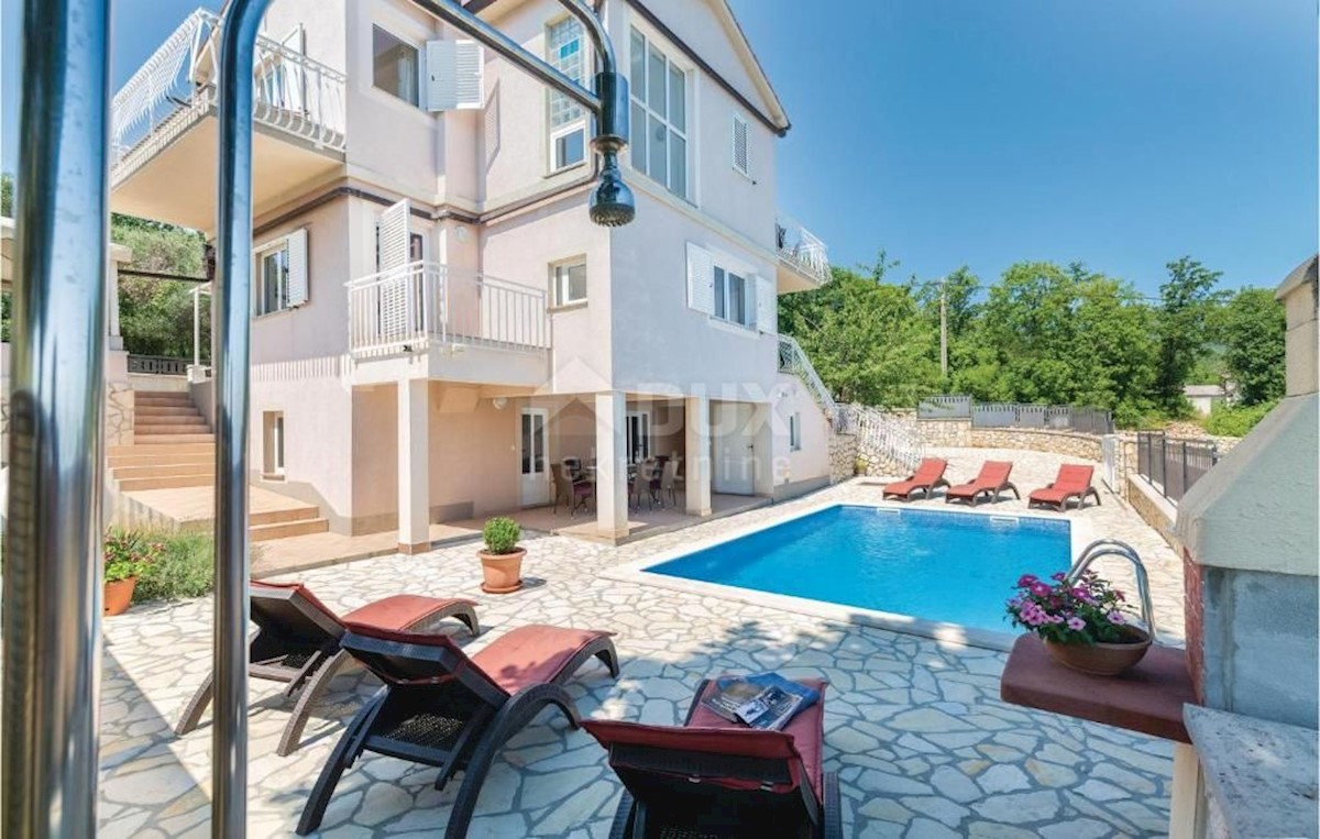 ISTRIA, RABAC - Casa con piscina e vista mare