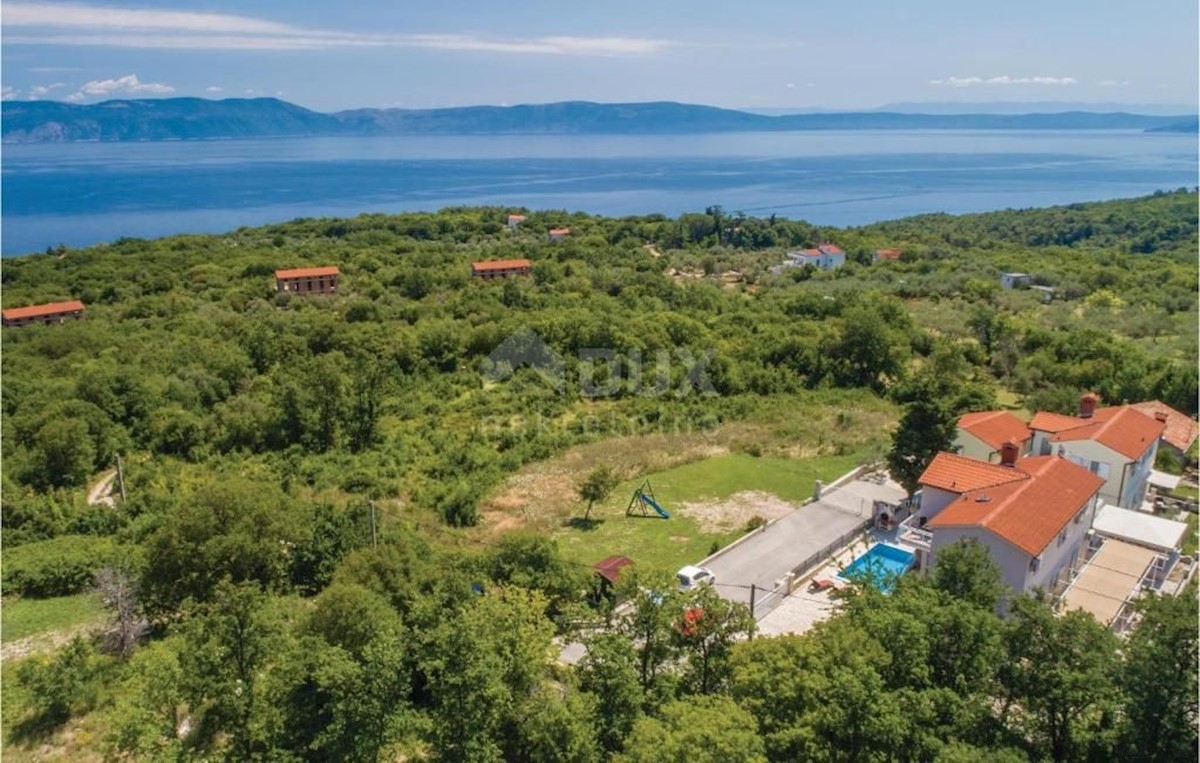 ISTRIA, RABAC - Casa con piscina e vista mare