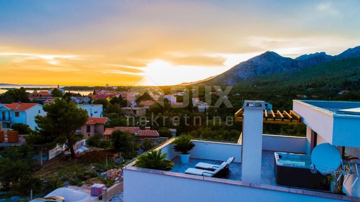 STARIGRAD, SELINE - bellissima villa con vista