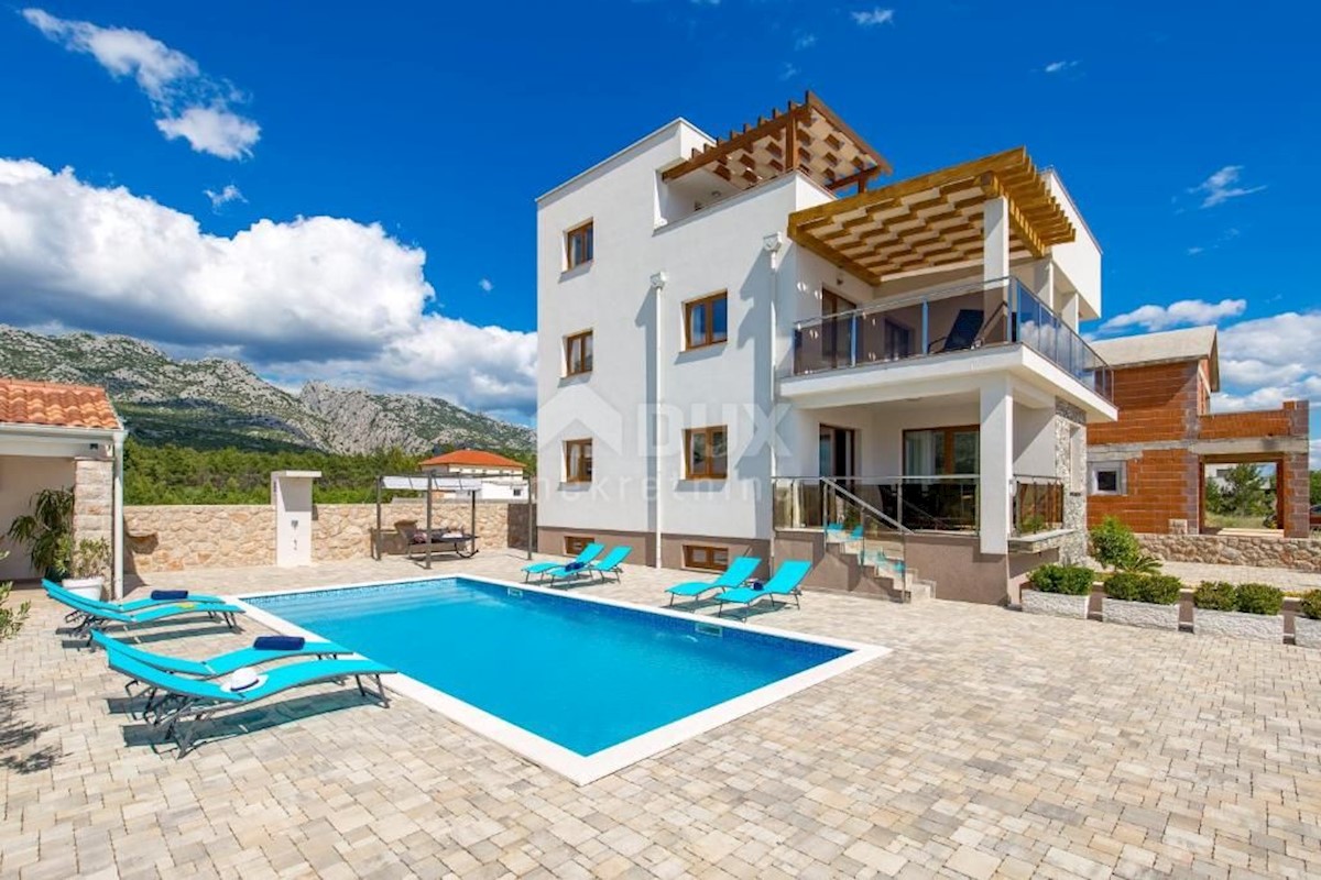 STARIGRAD, SELINE - bellissima villa con vista