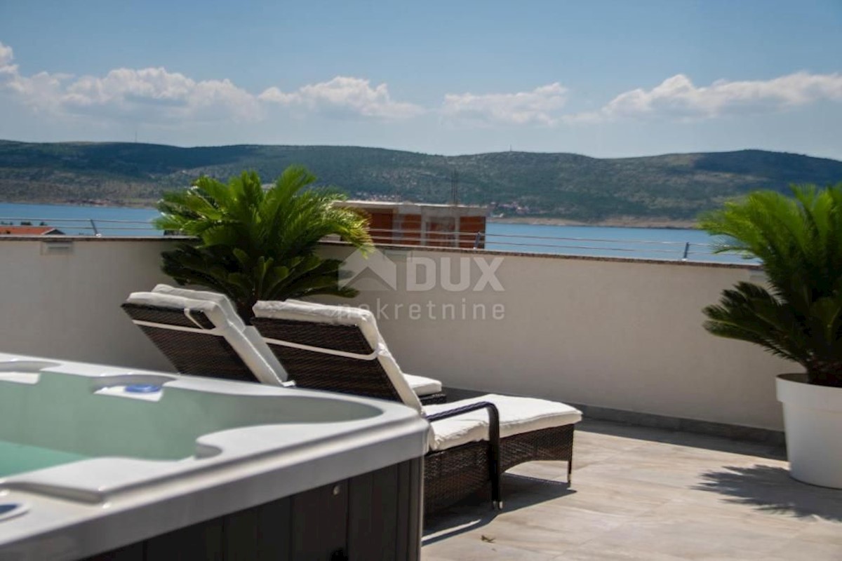 STARIGRAD, SELINE - bellissima villa con vista