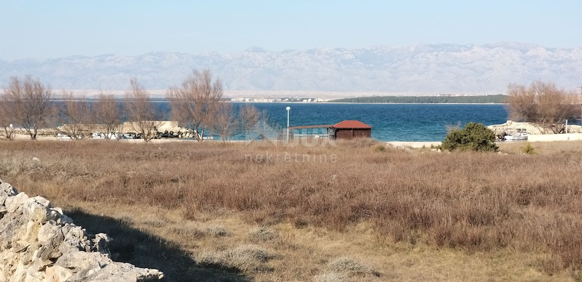 ZADAR, VIR - terreno edificabile prima fila mare