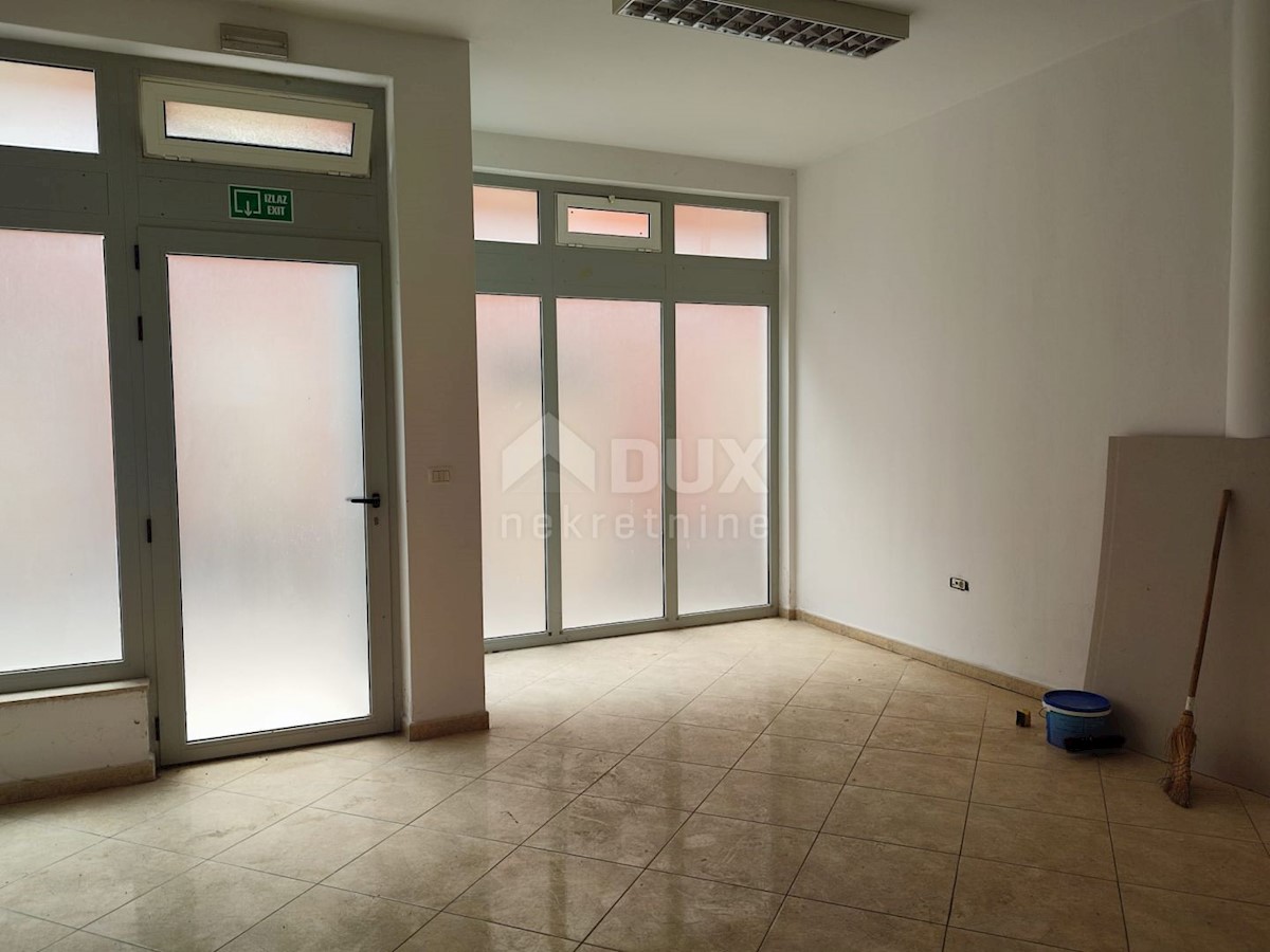 Locale commerciale Centar, Pula, 183,16m2