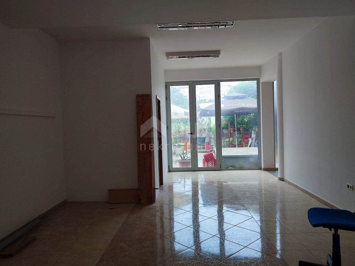 Locale commerciale Centar, Pula, 183,16m2