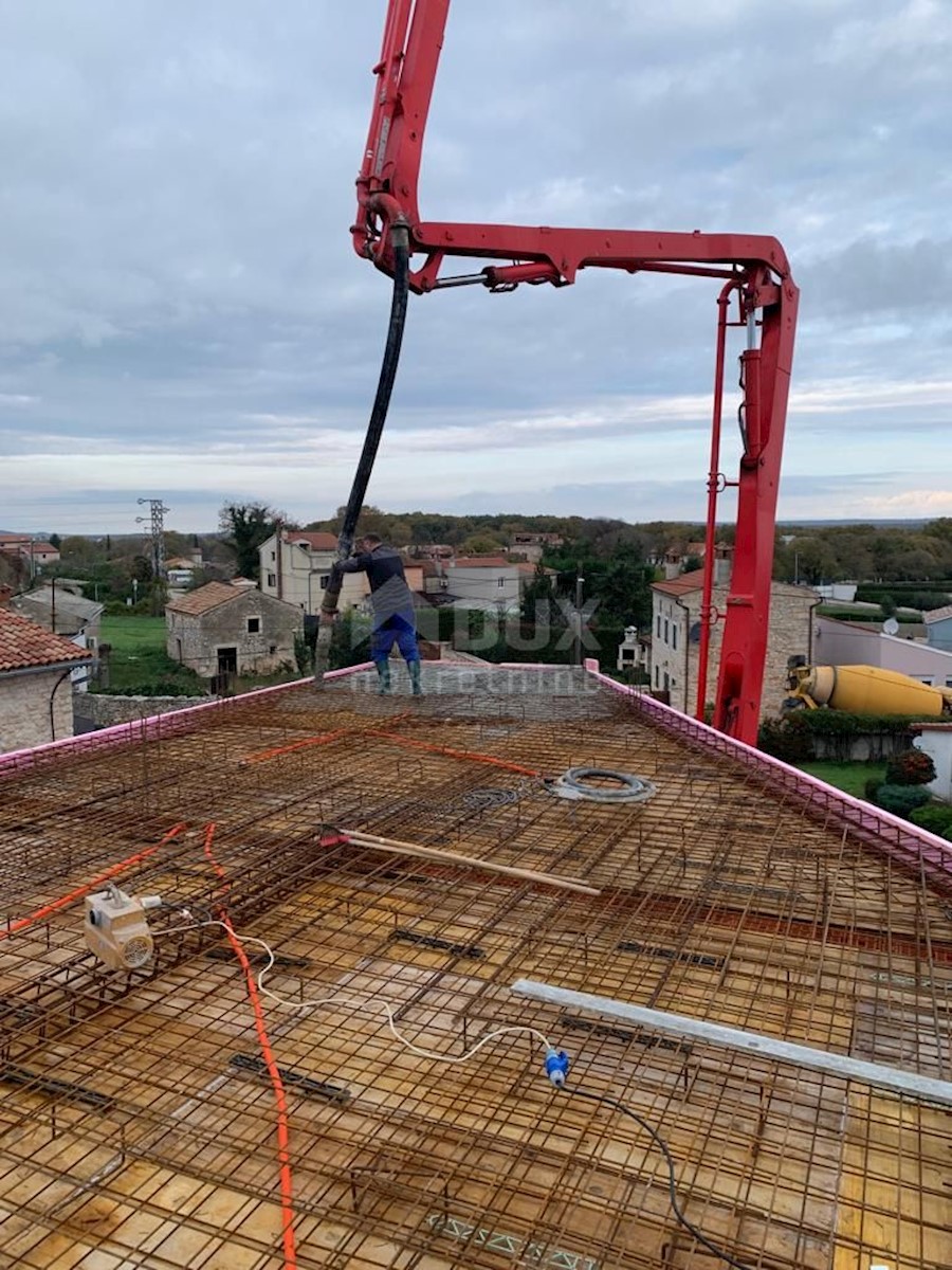 ISTRIA, ŠIŠAN - Villa contemporanea con piscina vicino al mare