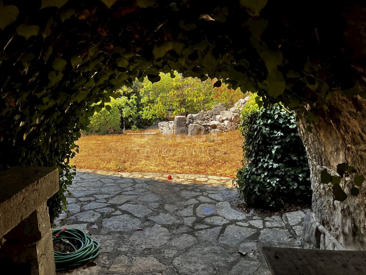 Isola di Krk, dintorni di Dobrinje - Casa in pietra ristrutturata