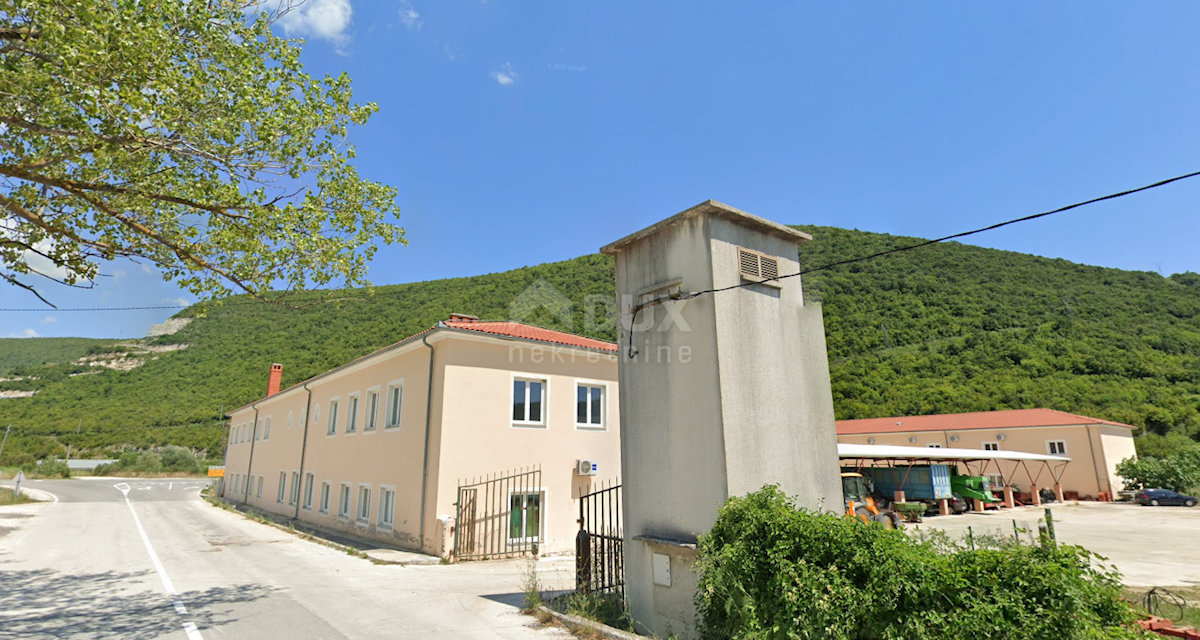 Locale commerciale Labin, 3.700m2