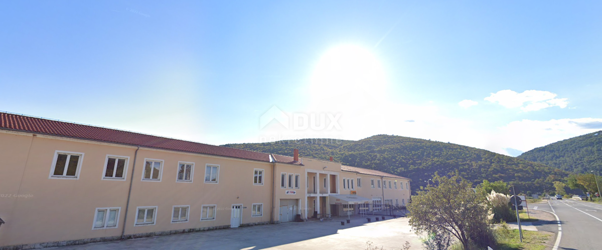 Locale commerciale Labin, 3.700m2