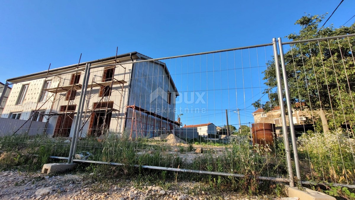 L'ISOLA DI KRK, VRBNIK - Casa vacanze bifamiliare con vista mare