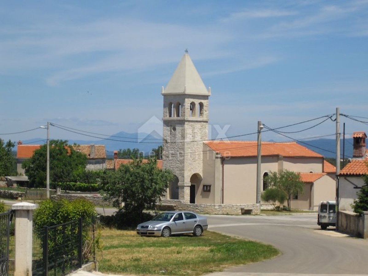 ISTRIA, KAVRAN - Attraente terreno edificabile con vista mare