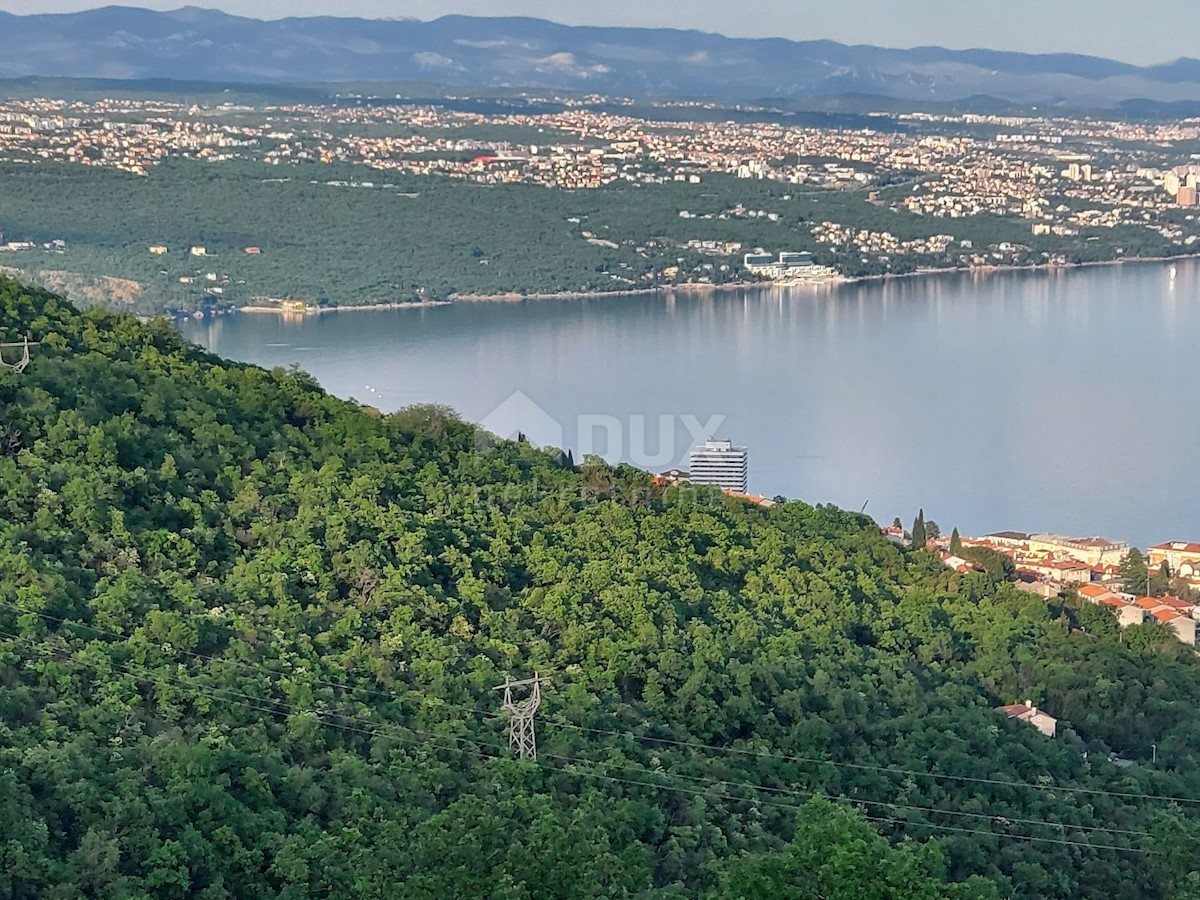 OPATIJA, KOLAVIĆI - terreno edificabile 1096m2 con un progetto per una villa con vista panoramica sul mare per una casa familiare/villa/casa in affitto - vacanza con piscina