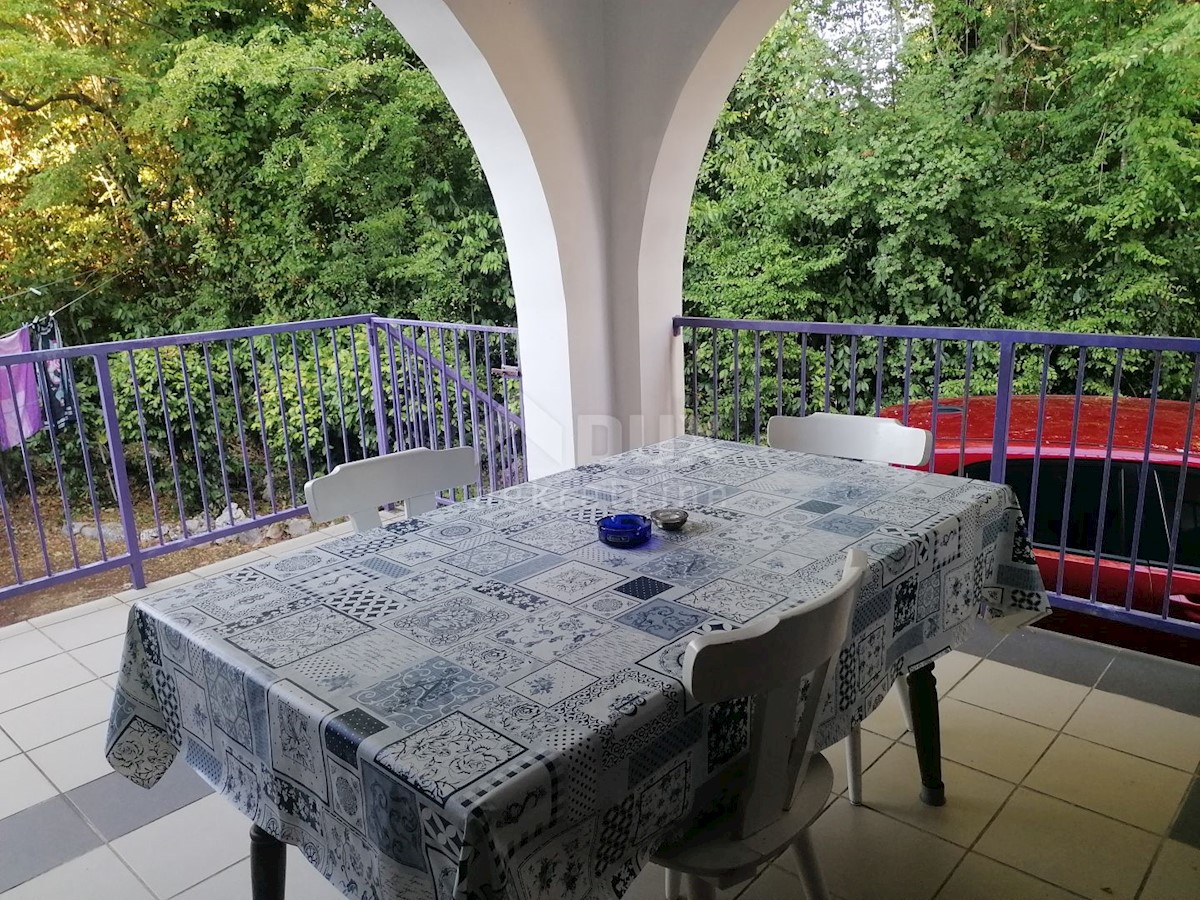ISOLA DI KRK, DOBRINJ, HLAPA - casa con due appartamenti