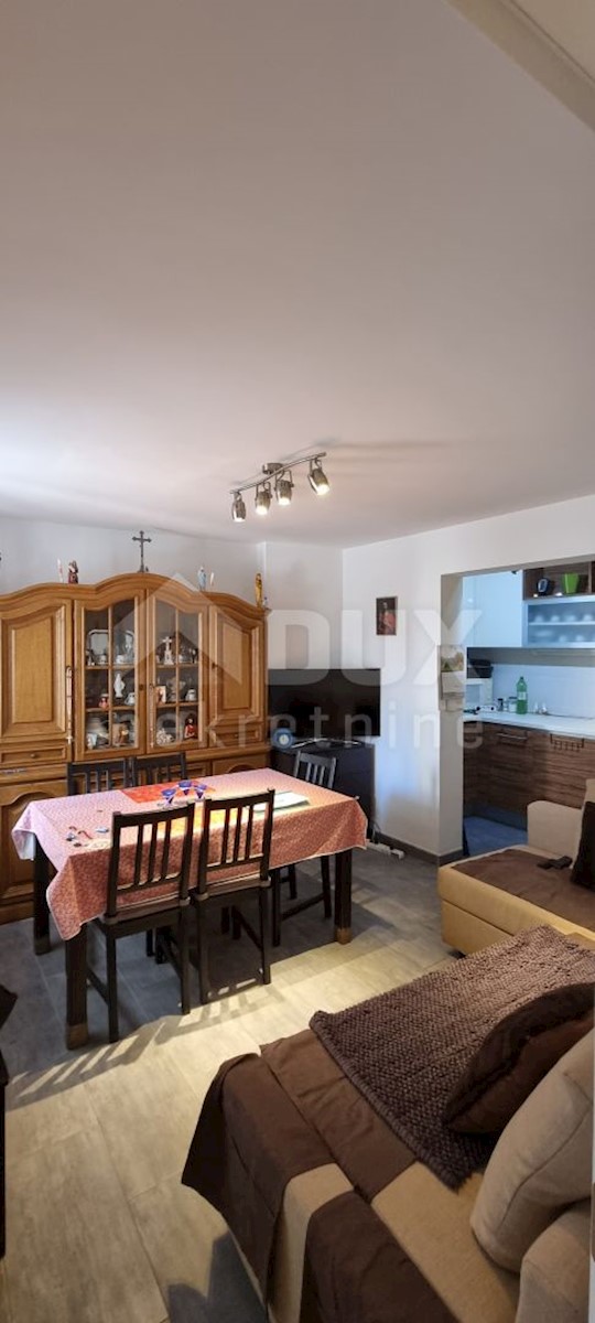 NOVI VINODOLSKI - casa in centro