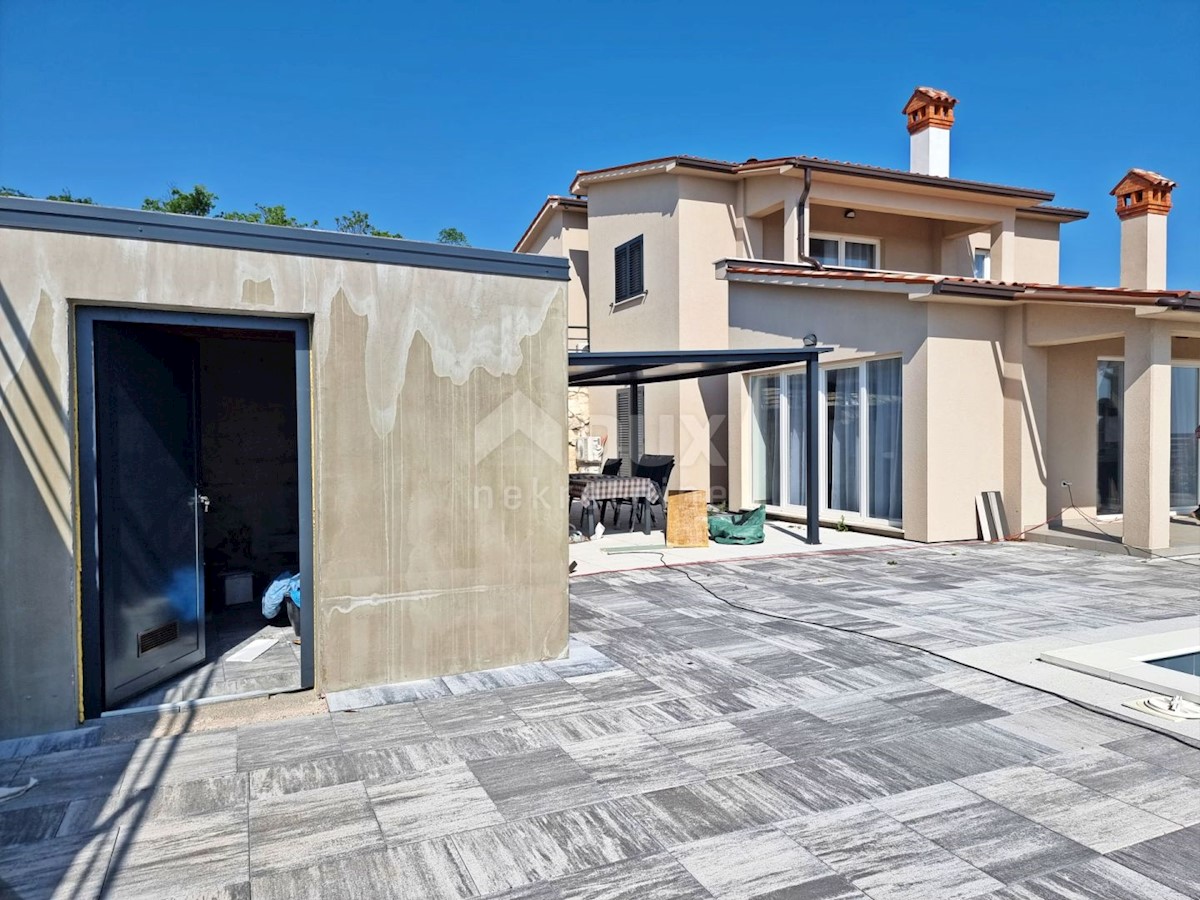 ISTRIA, RABAC - Casa con piscina e vista mare