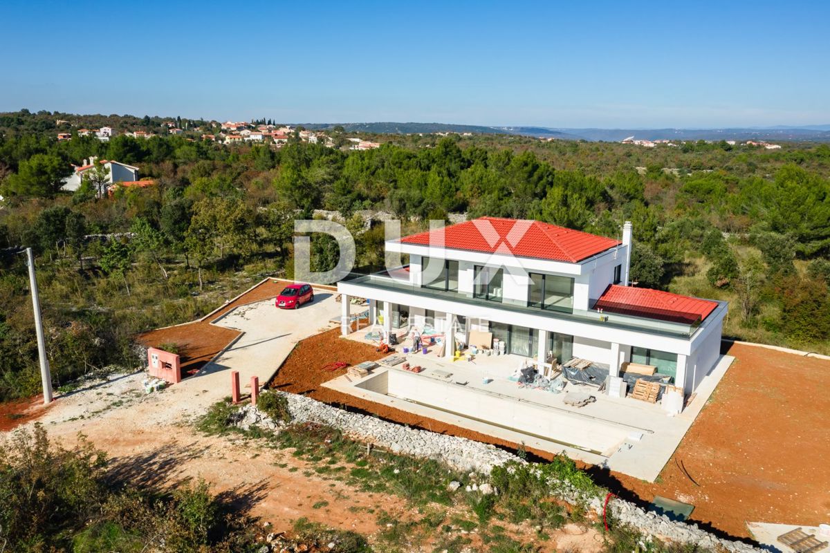 ISTRIA, RAKALJ - Una bellissima villa di lusso con vista sul mare