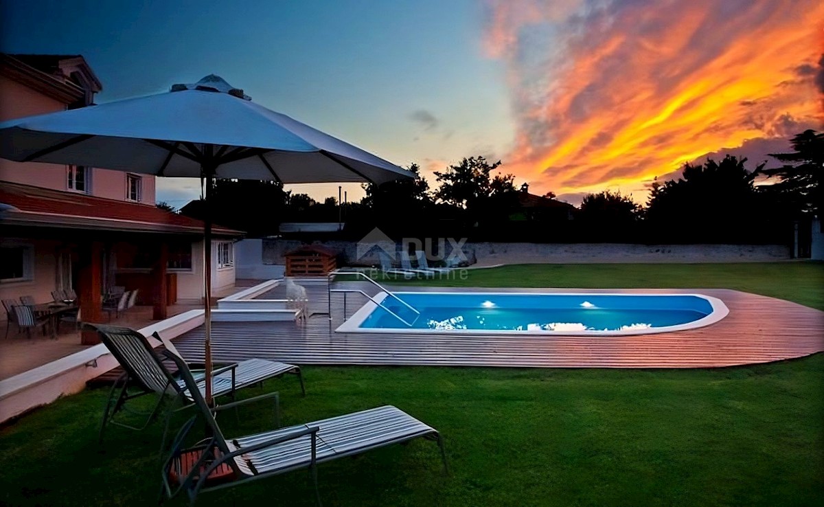 ISTRIA, ROVIGNO - Spaziosa casa con piscina