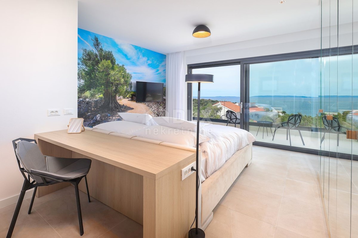 ISOLA DI PAG, JAKIŠNICA - eccezionale villa duplex moderna con piscina
